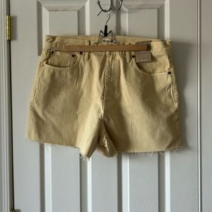Madewell “The Mom Short”